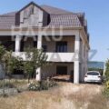 8 Room House / Villa for Sale in Baku