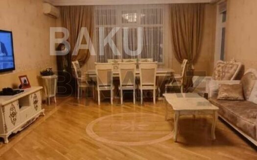 4 Room New Apartment for Sale in Baku