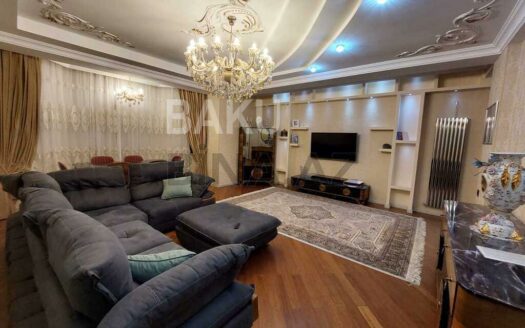 4 Room New Apartment for Sale in Baku