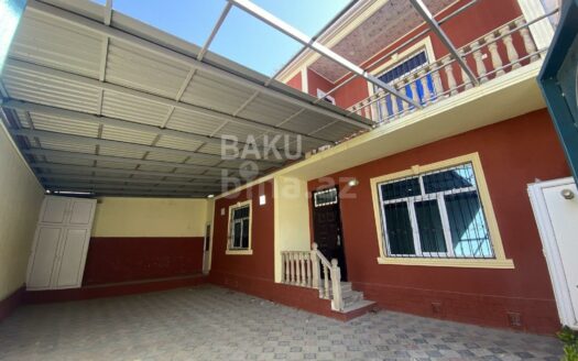 6 Room House / Villa for Sale in Baku