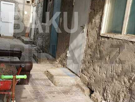 7 Room House / Villa for Sale in Baku
