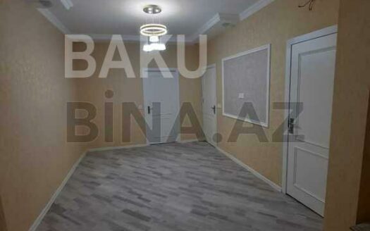 2 Rooms Old Apartment for Sale in Baku
