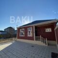 4 Room House / Villa for Sale in Baku