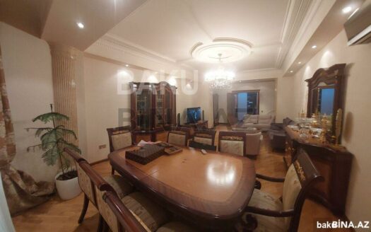 4 Room New Apartment for Sale in Baku