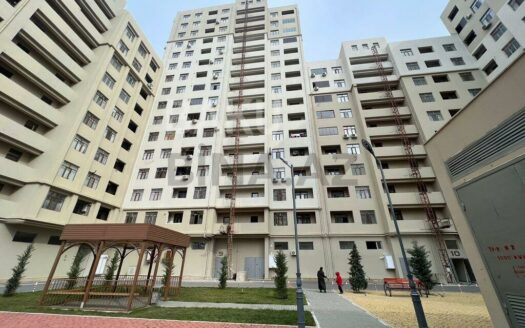 4 Room New Apartment for Sale in Baku