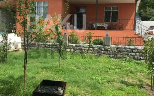 3 Room House / Villa for Sale in Gakh