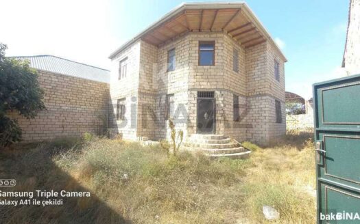 5 Room House / Villa for Sale in Baku