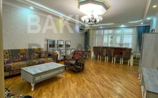 4 Room New Apartment for Sale in Baku