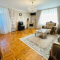 5-Room Old Apartment for Sale in Baku