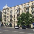 2 Rooms Old Apartment for Sale in Baku