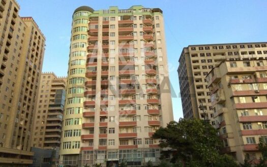 4 Room New Apartment for Sale in Baku