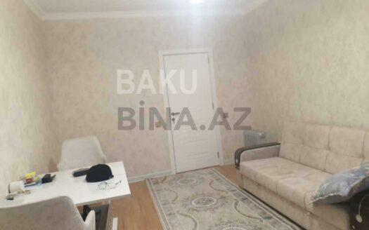 1 Room Old Apartment for Sale in Baku