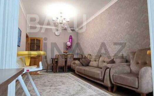 2 Rooms Old Apartment for Sale in Baku