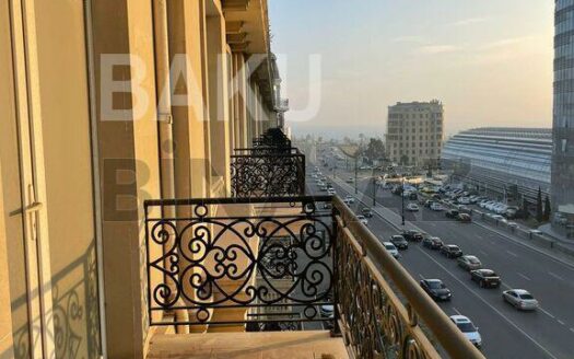 4 Room New Apartment for Sale in Baku