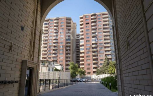 5 Room New Apartment for Sale in Baku