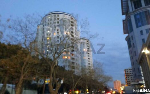 5 Room New Apartment for Sale in Baku