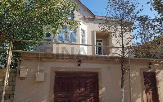 7 Room House / Villa for Sale in Baku