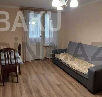 1 Room Old Apartment for Sale in Baku