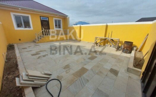 3 Room House / Villa for Sale in Baku