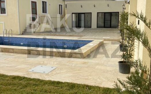 5 Room House / Villa for Sale in Baku