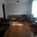 1 Room Old Apartment for Sale in Baku