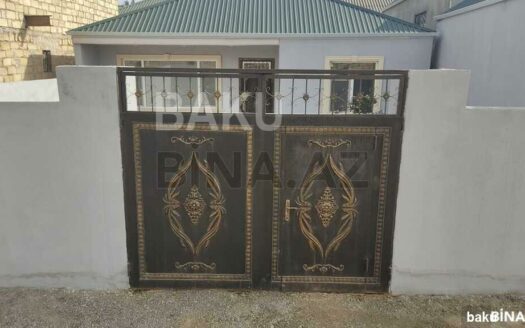 3 Room House / Villa for Sale in Baku