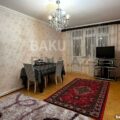 5-Room Old Apartment for Sale in Baku