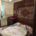4 Room Old Apartment for Sale in Baku