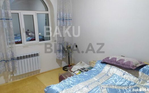 4 Room House / Villa for Sale in Baku