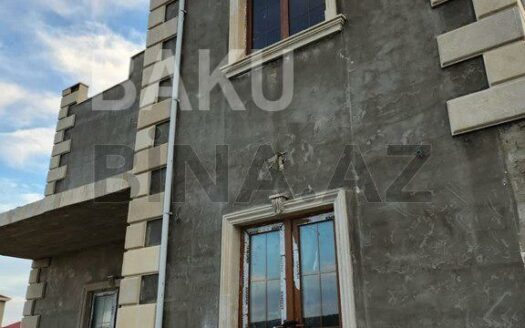 6 Room House / Villa for Sale in Baku