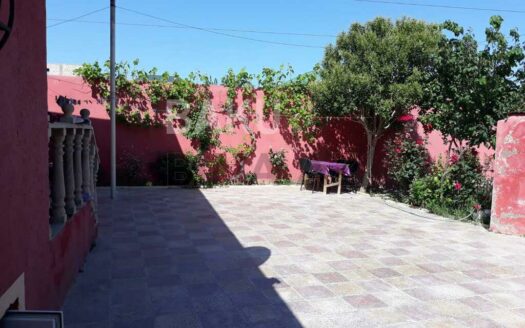 4 Room House / Villa for Sale in Baku