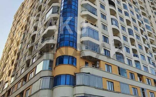 4 Room New Apartment for Sale in Baku