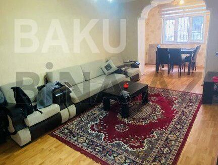 2 Rooms Old Apartment for Sale in Baku