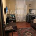 4 Room Old Apartment for Sale in Baku