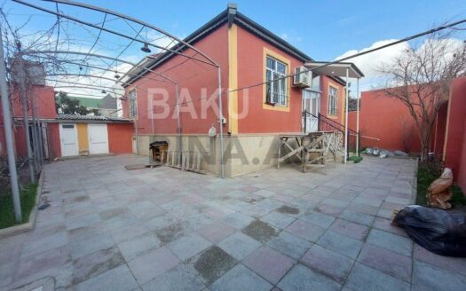 3 Room House / Villa for Sale in Baku