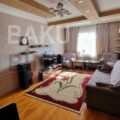 3 Room Old Apartment for Sale in Baku