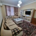 3 Room Old Apartment for Sale in Baku