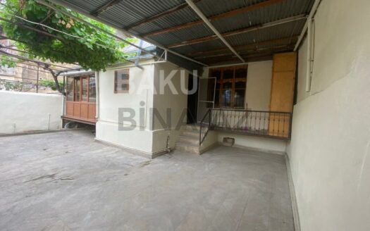 3 Room House / Villa for Sale in Baku