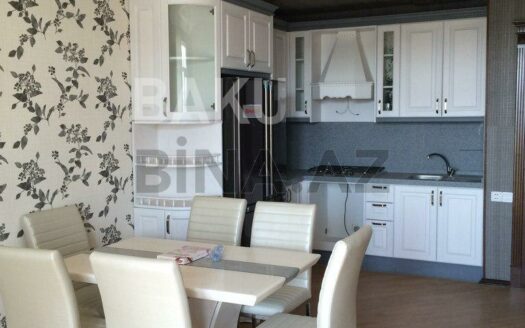 4 Room New Apartment for Sale in Baku