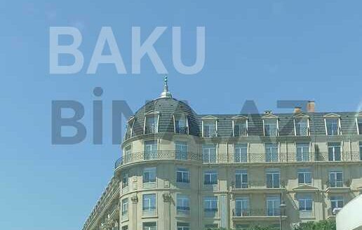 4 Room New Apartment for Sale in Baku