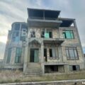 5 Room House / Villa for Sale in Baku