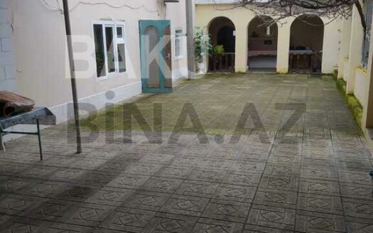 7 Room House / Villa for Sale in Khachmaz