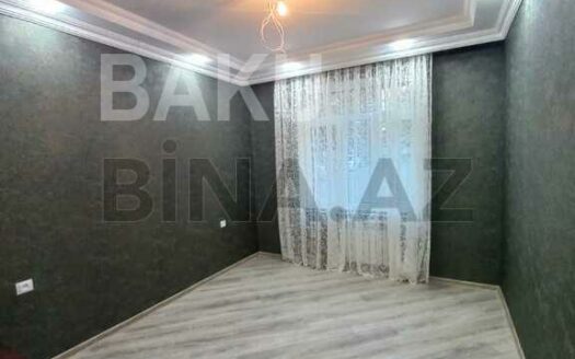 2 Rooms Old Apartment for Sale in Baku