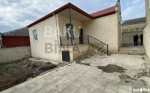3 Room House / Villa for Sale in Baku
