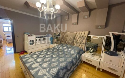 3 Room House / Villa for Sale in Baku