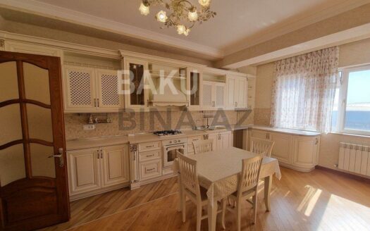 4 Room New Apartment for Sale in Baku