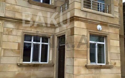 5 Room House / Villa for Sale in Baku