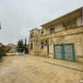 5 Room House / Villa for Sale in Baku