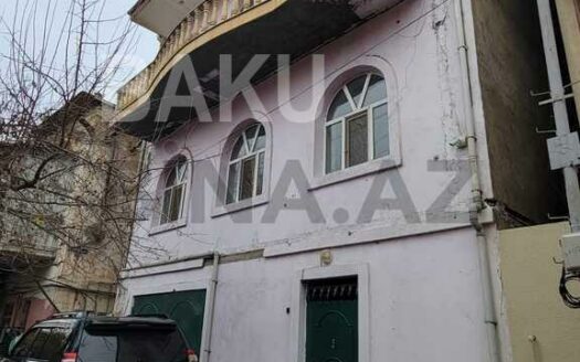 5 Room House / Villa for Sale in Baku