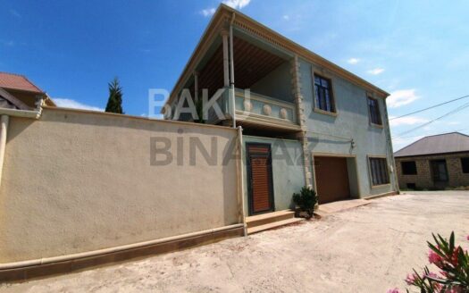 6 Room House / Villa for Sale in Baku